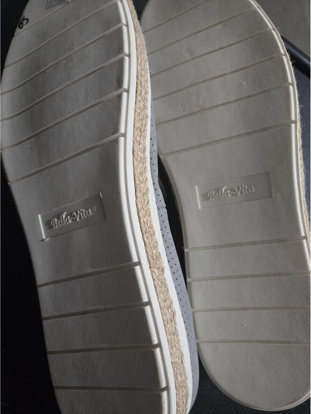 Bella Vita Women's Perforated Gray Slip-on Espadrille Flats - Size 12 WW - Picture 4 of 6